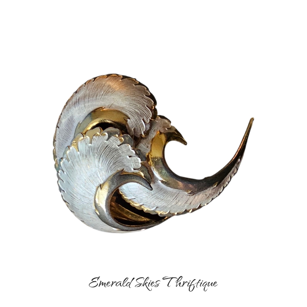 Vintage Coro Swirl Wave‎ Feather Gold And Silver Brooch